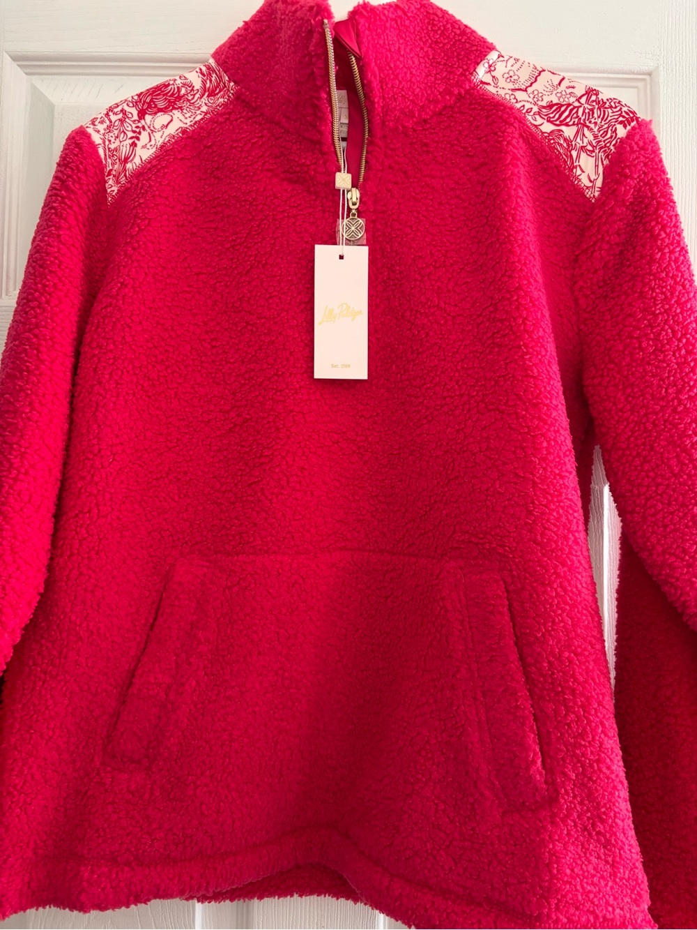 Lilly Pulitzer Wallen Sherpa in Raspberry Rouge